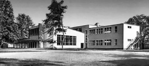 Сельский колледж в Импингтоне Великобритания 193639 совм с М Фраем - фото 485
