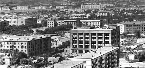 Махачкала Вид части города М А Джемал Народный поэт Дагестана Гамзат - фото 64