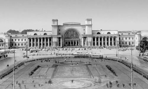 Днепропетровск Привокзальная площадь с вокзалом 194750 архитектор А Н - фото 15