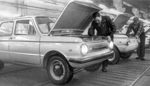 На Запорожском автомобильном заводе Каховское море Запорожье Порт им В И - фото 218