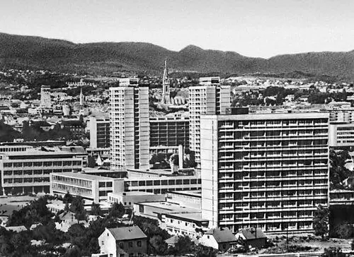 Панорама города На первом плане Аллея Науки застройка конца 1950х начала - фото 50