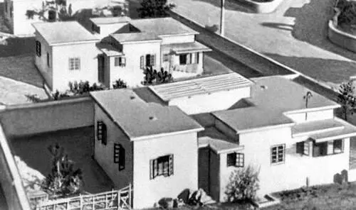 О Кёнигсбергер Индивидуальные дома в Гандидаме Индия 1я половина 1950х - фото 146