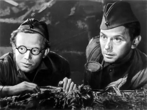 Кадр из фильма Солдаты 1957 Режиссёр А Г Иванов Иванов Александр - фото 10