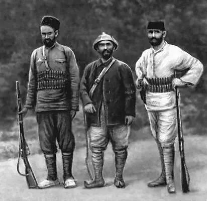 Дженгелийцы 1920 Голова мужчины Известняк 13 вв Найдена в Сузах Лувр - фото 81