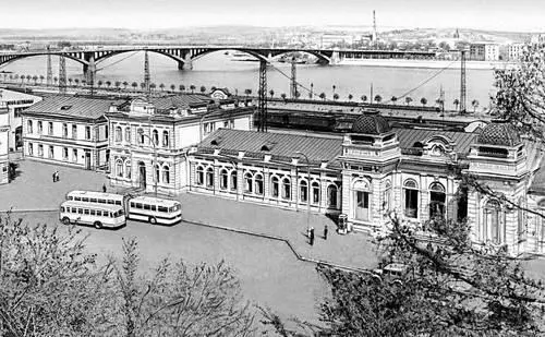 Иркутск Железнодорожный вокзал Вступление частей Красной Армии в Иркутск - фото 126