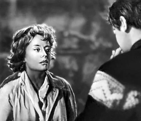Кадр из фильма Рокко и его братья Реж Л Висконти 1960 Вулкан Этна - фото 94
