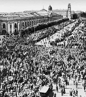 Невский проспект 3 июля 1917 г Июльский кризис 1917 Июльский кризис - фото 2