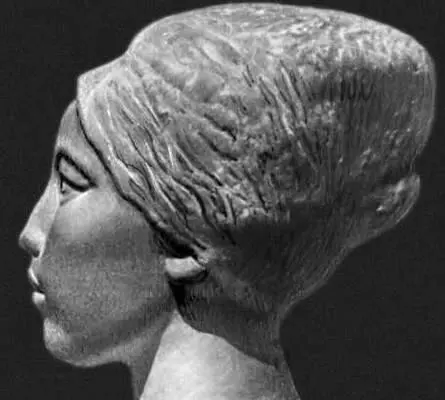 Т С Досмагамбетов Портрет студентки Терракота 1964 Собственность - фото 160