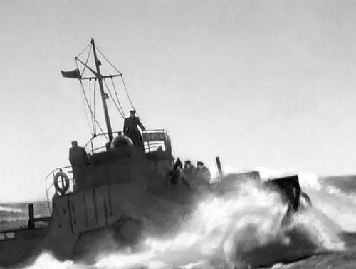 Кадр из фильма Покорители моря 1959 Режиссёр Р Л Кармен Кармен Уильям - фото 870