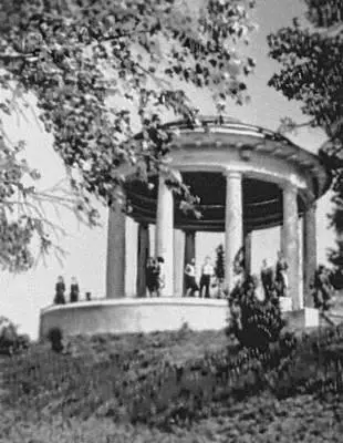 Ротонда в парке имени Степана Халтурина 1837 Архитектор А Л Витберг - фото 301