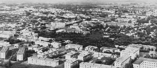 Ош Общий вид города Сцена из спектакля Киргизского драматического театра - фото 229