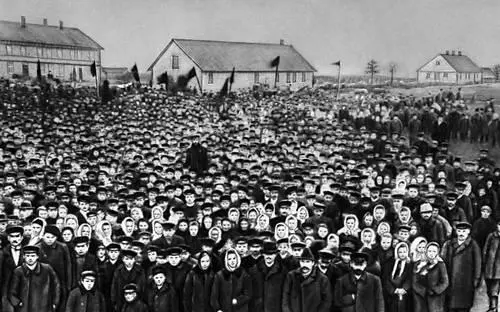 Массовый митинг в Дундаге Март 1905 О Тилманис Муниципальные жилые дома на - фото 247