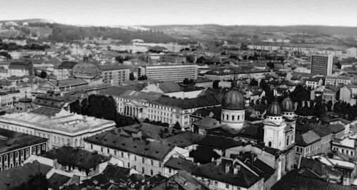 Львов Общий вид города Дом Корнякта 1580 Архитектор П Барбон Внутренний - фото 12