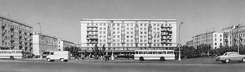 Площадь Калинина Белорусская ССР Минск Площадь Якуба Коласа Справа - фото 230