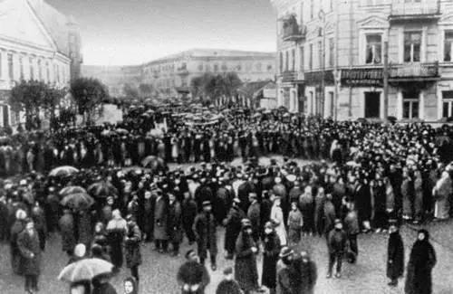 Демонстрация в Вильнюсе в дни стачки Октябрьская железная дорога - фото 91