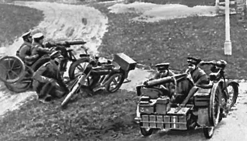 Английские пулемётчики на мотоциклах 1914 Кампания 1918 года Германское - фото 124