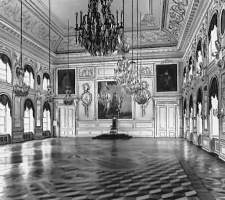 Тронный зал 1770е гг архитектор Ю Фельтен Большого дворца Павильон - фото 533