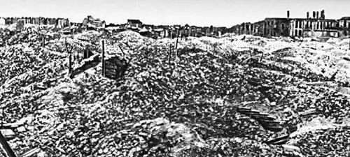 Польша Руины Варшавы 1945 Сцена из балета Пан Твардовский Л Ружицкого - фото 577