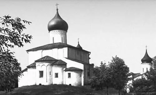Церковь Василия с Горки 1413 Церковь Успения с Пароменья 1521 Собор - фото 33