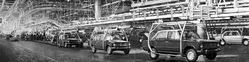 Тольятти Главный сборочный конвейер Волжского автомобильного завода И И - фото 235