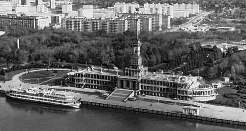 Химкинский речной вокзал 1937 Архитекторы А М Рухлядев В Ф Кринский - фото 446