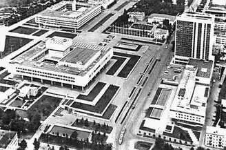 Б С Мезенцев М П Константинов Г Г Исакович Ленинский мемориал в - фото 260