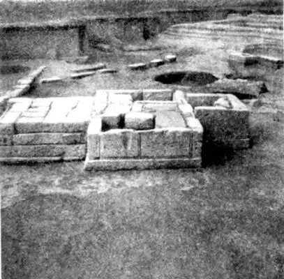 Ольвия Мраморный алтарь 32 вв до н э Ниса 3 в до н э 3 в н э - фото 579