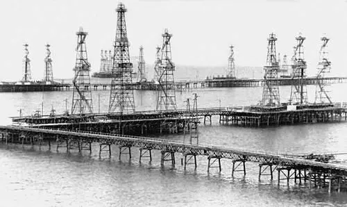 Морской промысел нефтеперерабатывающего управления им А П Серебровского - фото 550