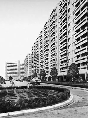 Сеул Комплекс жилых зданий 1960е гг Сеул Кванхвамун главные ворота - фото 433