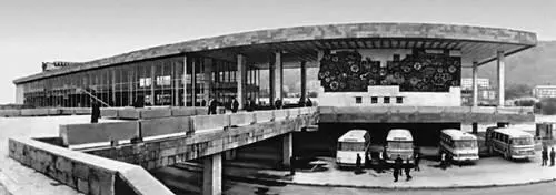 Тбилиси Тбилисский автовокзал 1973 Архитекторы Ш Кавлашвили Р Кикнадзе - фото 9