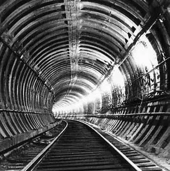 Рис 5 Общий вид участка тоннеля метрополитена Тоннокилометр - фото 167