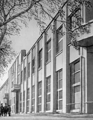 А Г Петелин и др Дом ВСНХ ныне редакция газеты Вечерний Ташкент 1928 - фото 33