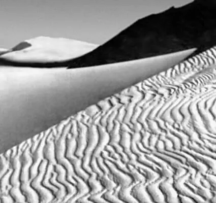 Фотоискусство Зарубежное искусство 20 в А Адамс Калифорнийские дюны - фото 126