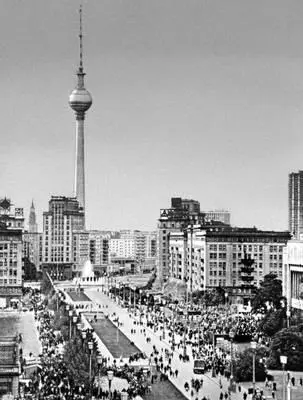 Берлин ГДР КарлМарксалле 195256 Архитекторы Г Хензельман Р Паулик - фото 25