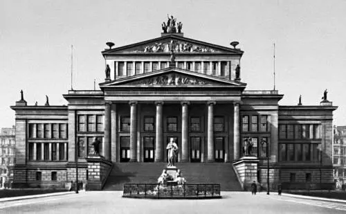 Берлин Драматический театр 181921 Арх К Ф Шинкель Берлин ГДР - фото 17