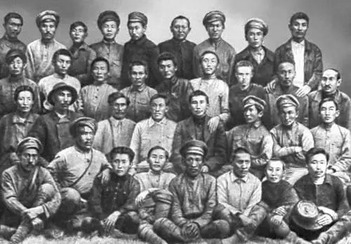 Группа якутских красных партизан 1922 Якутская АССР Весной в бухте Тикси - фото 54