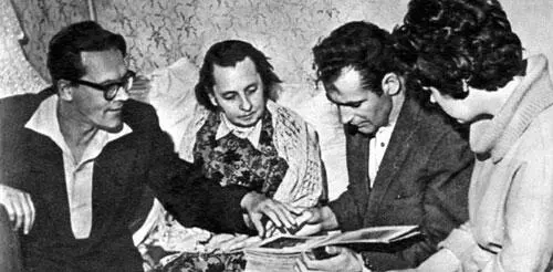 После посещения музея К Э Циолковского состоялся интересный разговор с М К - фото 2