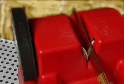 В домашнем хозяйстве гораздо более удобен заточный станок TORMEK стоит порядка - фото 400