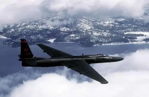 Рис8 Американский самолетразведчик U2 Рис9 Летающий диск 606А - фото 8