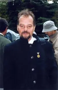 ВАЛЕHТИHОВ Андрей Андрей Валентинович ШМАЛЬКО Родился 18 марта 1958 г в - фото 14