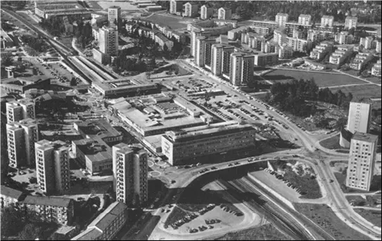 Спутник Стокгольма Валлингби строительство которого началось в 1952 г стал - фото 83