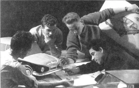 Запорожье 1960 год Обсуждение внешней формы ЗАЗ966 Л Левит А Мысливец - фото 49