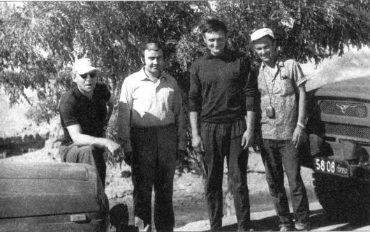 1973 год г Термез южные испытания 2Э2121 и УАЗ469Б В Фатеев П Прусов - фото 149