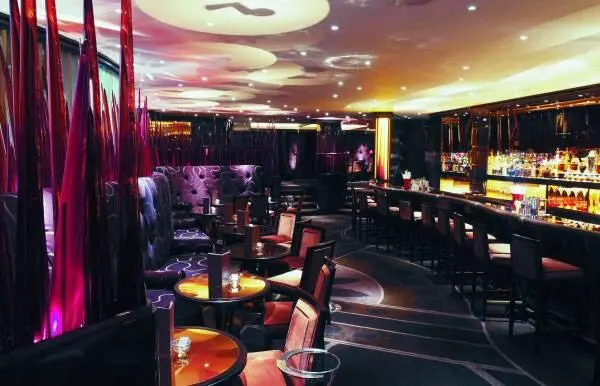 Конечно до января 2008 года в The Bar и так весьма неплохо наливали Однако - фото 75