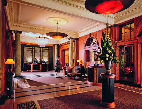 Пока был саммит Большой восьмерки в The Gleneagles Hotel детей не было На - фото 80
