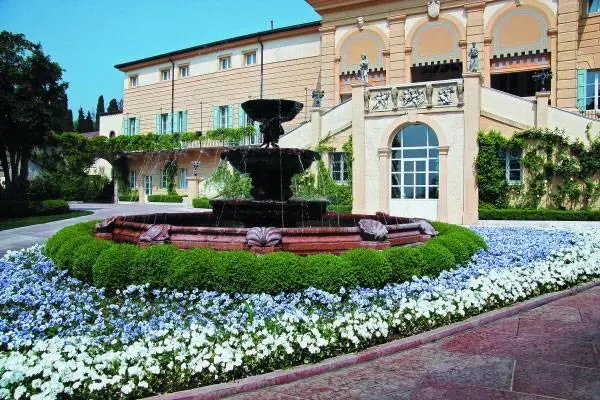 Villa Amista расположена всего в 7 км от Вероны а поездка от отеля до берегов - фото 180