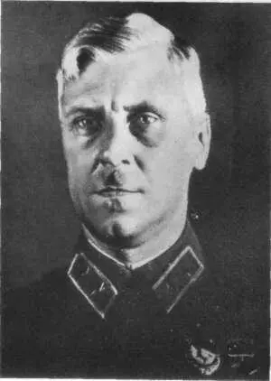 Среди многих погибших там весной 1942го был и генераллейтенант Владимир - фото 13