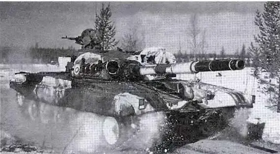 Танк Т72 состоящий на вооружении финской армии Позднее уже в октябре 1991 - фото 143