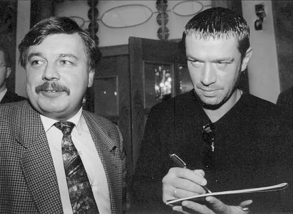 Журналист Сергей Невский Ильченко с актером Владимиром Машковым Журналист - фото 11