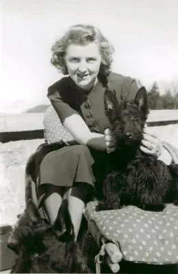 Eva Braun 06021912 30041945 Пропагандистский аккомпанемент - фото 42